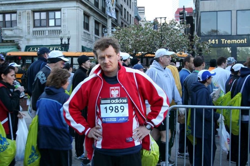 Piła: Rafał Warżała biegł w maratonie bostońskim! Przeżył.
