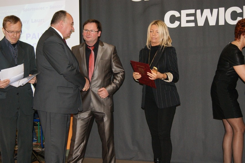 Cewice: Powiatowa Gala Sportu. Nagrodzono najlepszych  sportowców