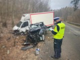 Wypadek w Sopieszynie w gminie Wejherowo. Osobówka zderzyła się z samochodem dostawczym
