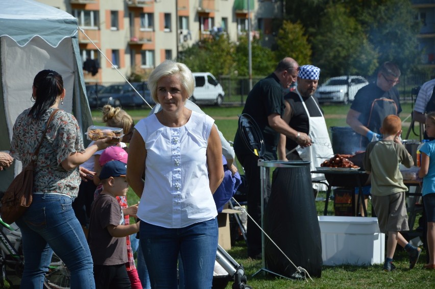 Festyn charytatywny przy "Dziesiątce"