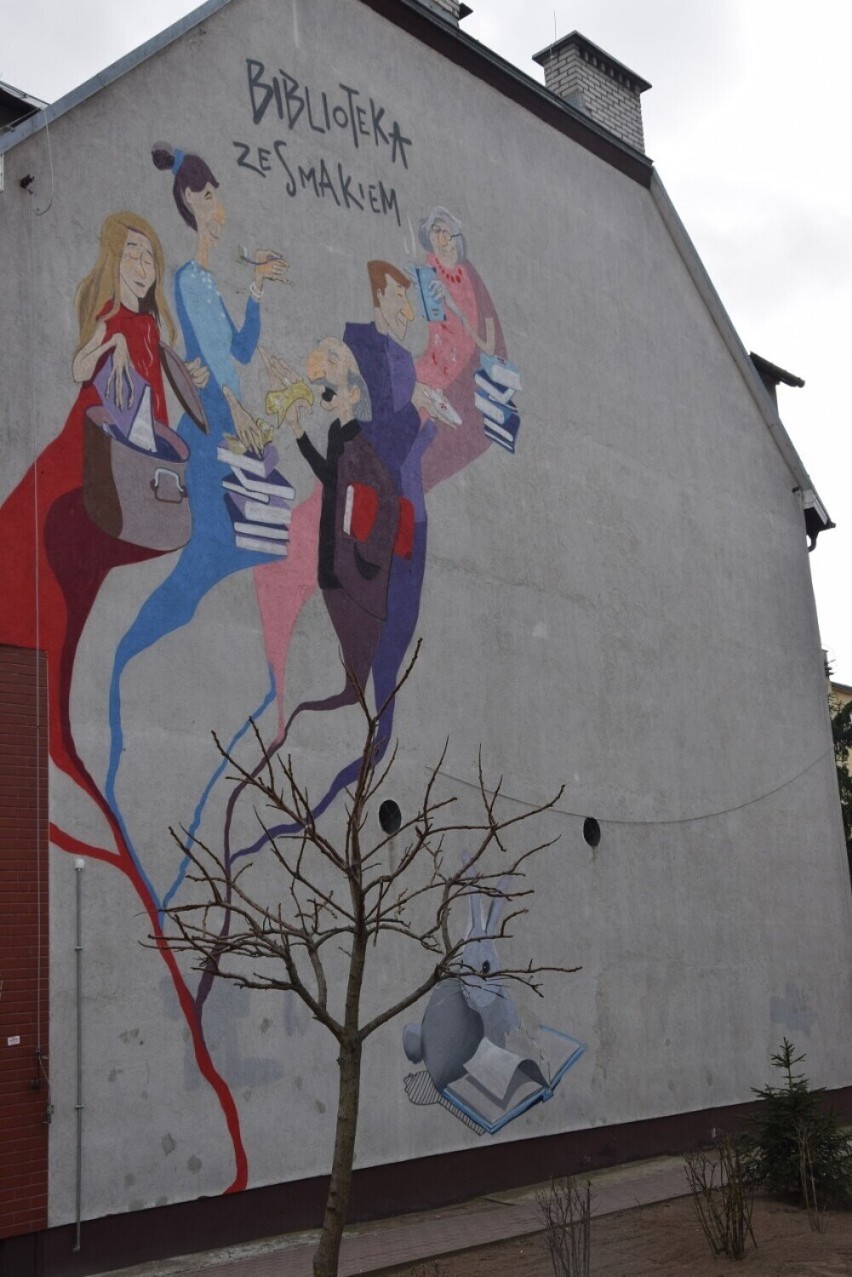 Murale w Suwałkach. Nowe malowidło zdobi przestrzeń miejską. Sprawdź, co i gdzie zostało namalowane 