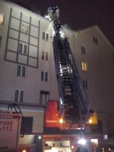 Tczew: pożar dachu przy ul. Andersena oraz kanapy na pl. Hallera