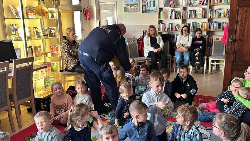 W czasie ferii zimowych w powiecie wejherowskim policjanci z...