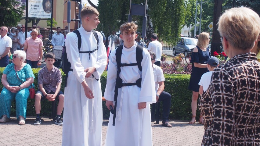 Procesja Bożego Ciała z Kościoła Rzymskokatolickiego pw. Świętego Wojciecha w Wagrowcu.