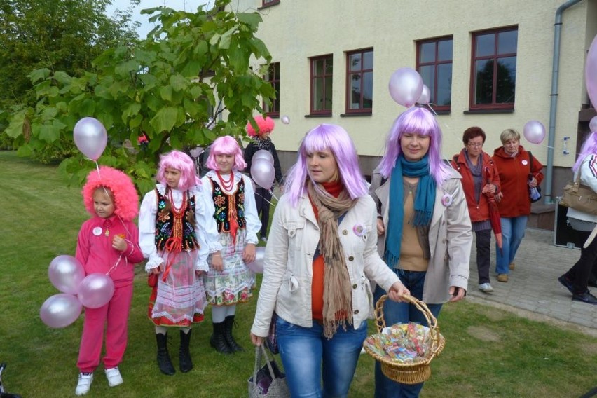 Złotów: Około 60 osób uczestniczyło w Marszu Różowej Wstążki [GALERIA]