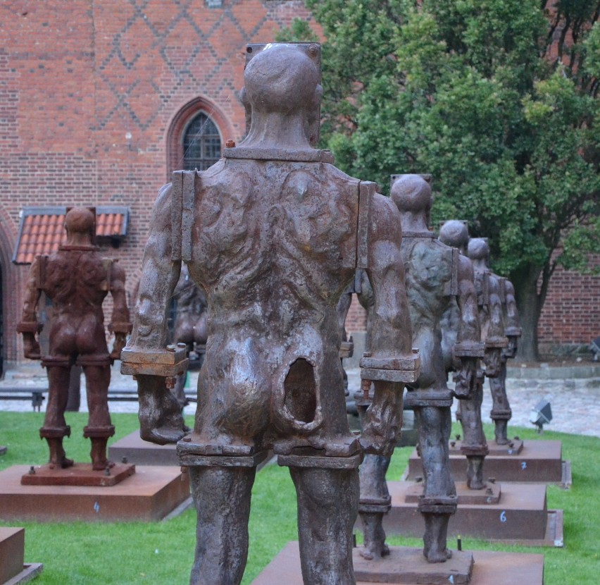 Wystawa rzeźby w zamku w Malborku