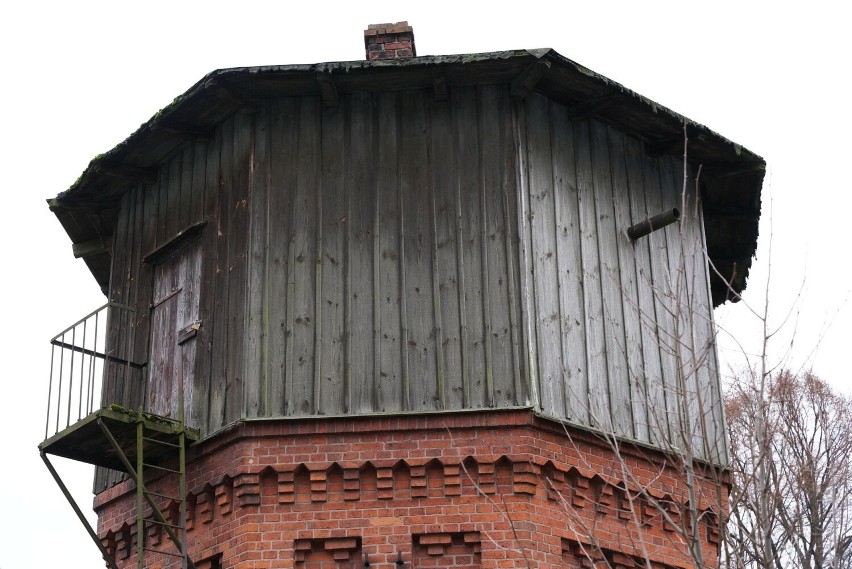 Wieża ciśnień w Zielinie (gm. Trzebielino) ma ponad 100 lat.