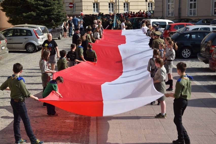 Zobaczcie zdjęcia z obchodów Dnia Flagi na jarosławskim...