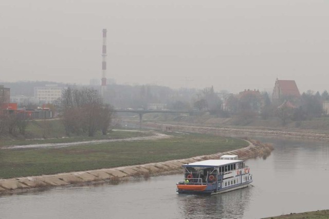 Prace obejmą oba brzegi rzeki na odcinku od mostu Przemysła do rozwidlenia za mostem św. Rocha. Inwestycja zakończy się w 2020 roku