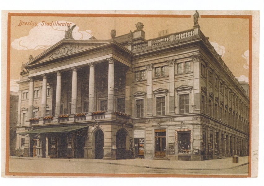 Gmach Opery Wrocławskiej został oddany do użytku w roku...