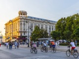 Krakowskie Przedmieście i Nowy Świat deptakiem. Do jesieni ulice będą ''oddane'' pieszym i rowerzystom. Zmienią się trasy autobusów