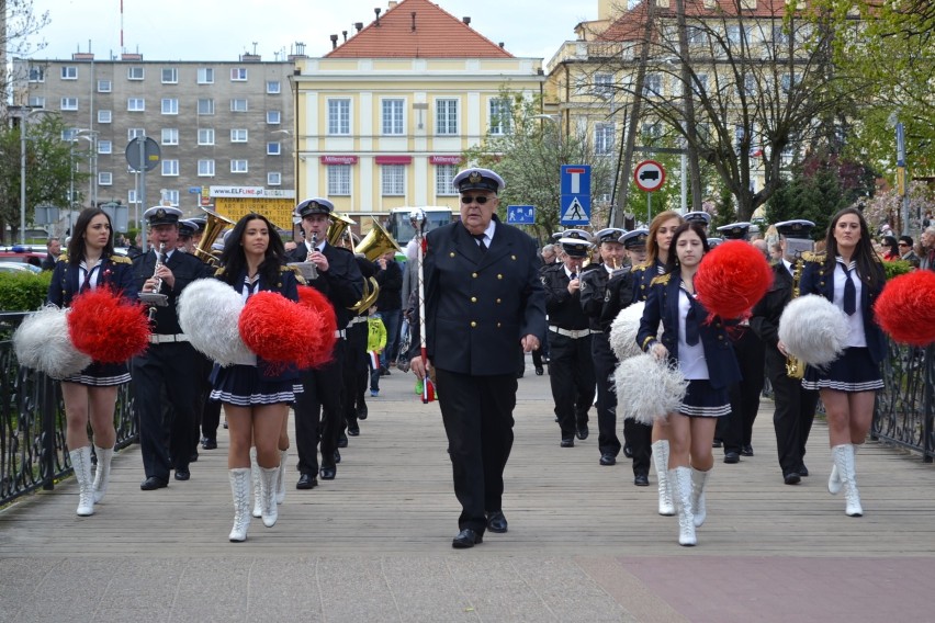 Pruszcz Gdański: Przemarsz do parku i piknik rodzinny z okazji Święta 3 Maja [ZDJĘCIA]