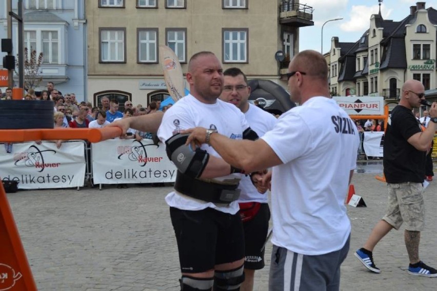 Maciek Hirsz,, utytułowany strongman z Kartuz, powalczy z najsilniejszymi na świecie ZDJĘCIA