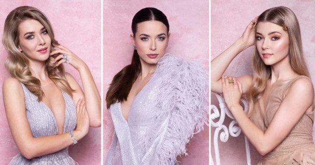 Finał Miss Polski 2018 odbywa się w Krynicy Zdroju. W niedzielę 9 grudnia poznamy najpiękniejszą kobietę w naszym kraju. W konkursie startuje 28 uczestniczek, z czego dwie z Warszawy: Karolina Soczewka i Paloma Żochowska. W galerii zebraliśmy wszystkie kandydatki do tytułu Miss Polski, który zostanie przyznany podczas Festiwalu Piękna.

Najmłodsza z uczestniczek ma 19 lat, najstarsza 27. Zobaczymy je w sześciu pokazach: 
sukienki Hector&Kargerkolekcja casual od Sugarfreestroje kąpielowe  Self Collectionkostiumy glamour od Tomaotomosuknie ślubnesuknie wieczorowe od Violi Piekut