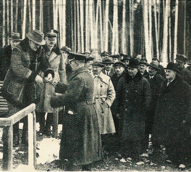 Prezydent Mościcki na zawodach strzeleckich, Hubertus w Spale, 1932 r.