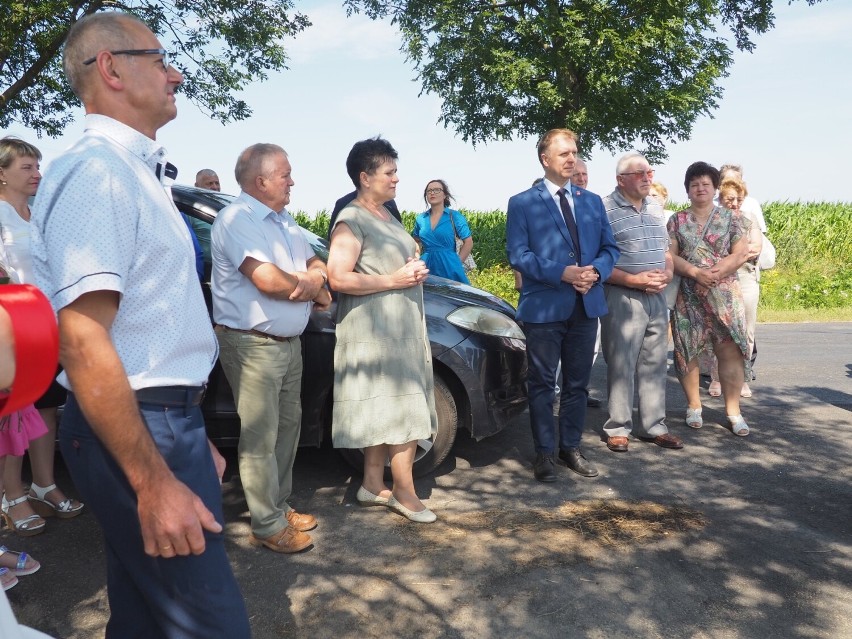 Nowe drogi w gminie Wąpielsk oficjalnie otwarte. Zobacz zdjęcia z uroczystości