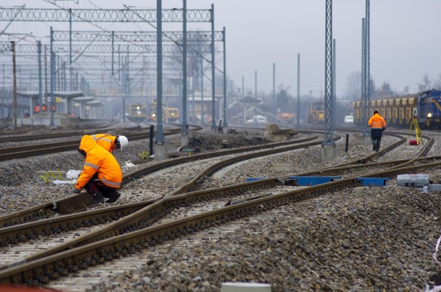 PKP Polskie Linie Kolejowe S.A. modernizuje stacje kolejowe na trasie SIedlce - Terespol