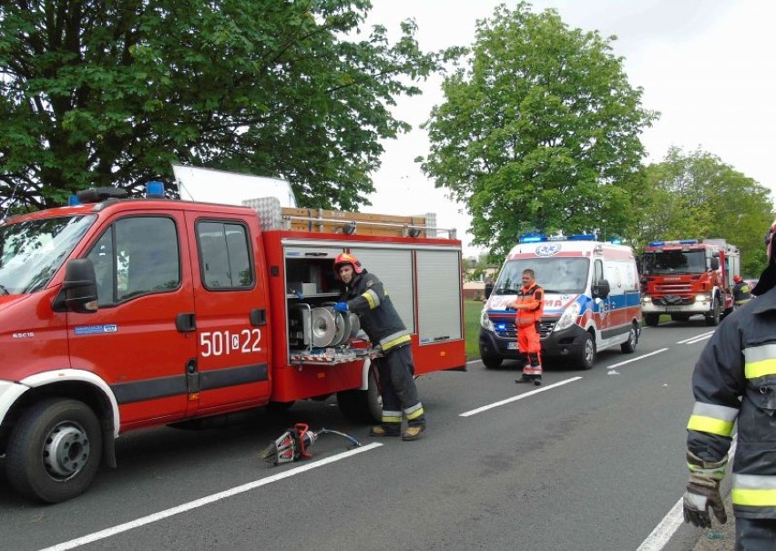 Śmiertelny wypadek w Płowcach na Drodze Krajowej nr 62 [zdjęcia]