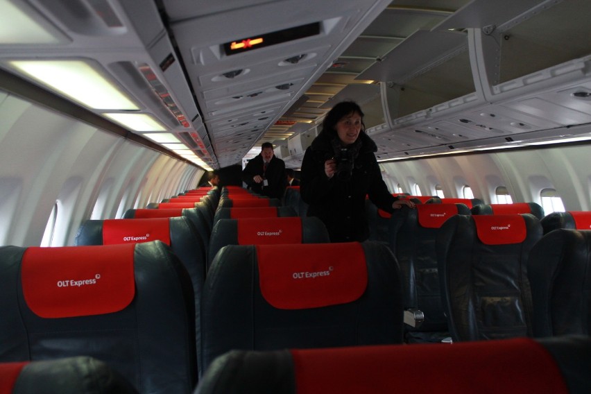 Wnętrze samolotu, jaki lata z Łodzi do Gdańska