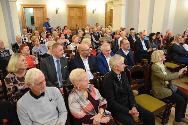 W Muzeum Ziemi Kłodzkiej w Kłodzku obchodzono uroczyście Dzień Seniora