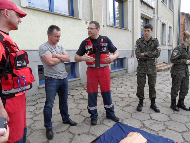 Lubliniec: Policja, ratownicy medyczni i mundurówka kontrolowali kierowców