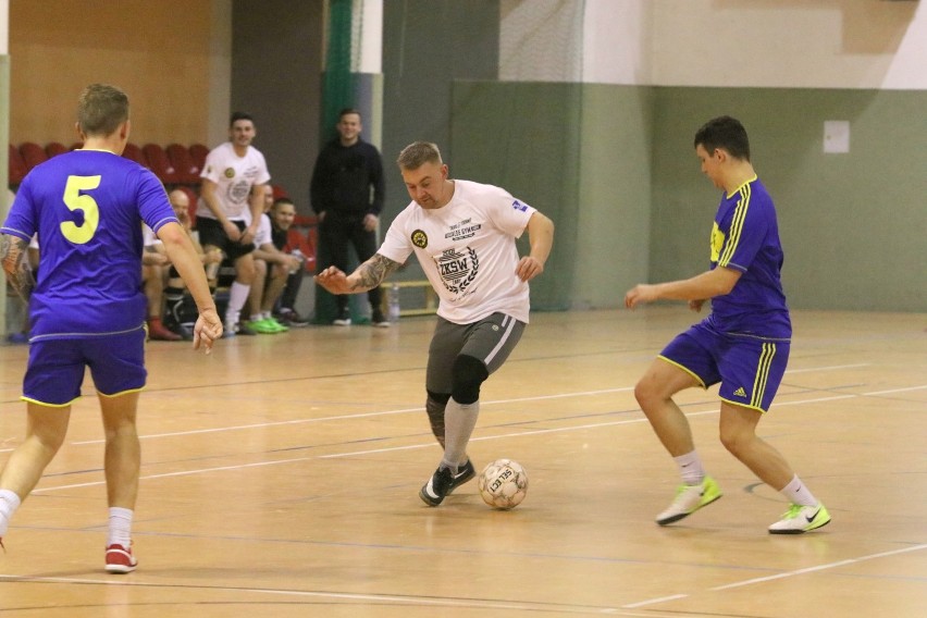 Niespodzianka w 2. kolejce Żarskiej Ligi Futsalu. Faworyt przegrywa swój mecz!