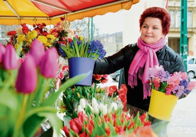 Ewa Furmaniak, kwiaciarka z placu Wielkopolskiego: &#8211; Hitem są teraz hiacynty