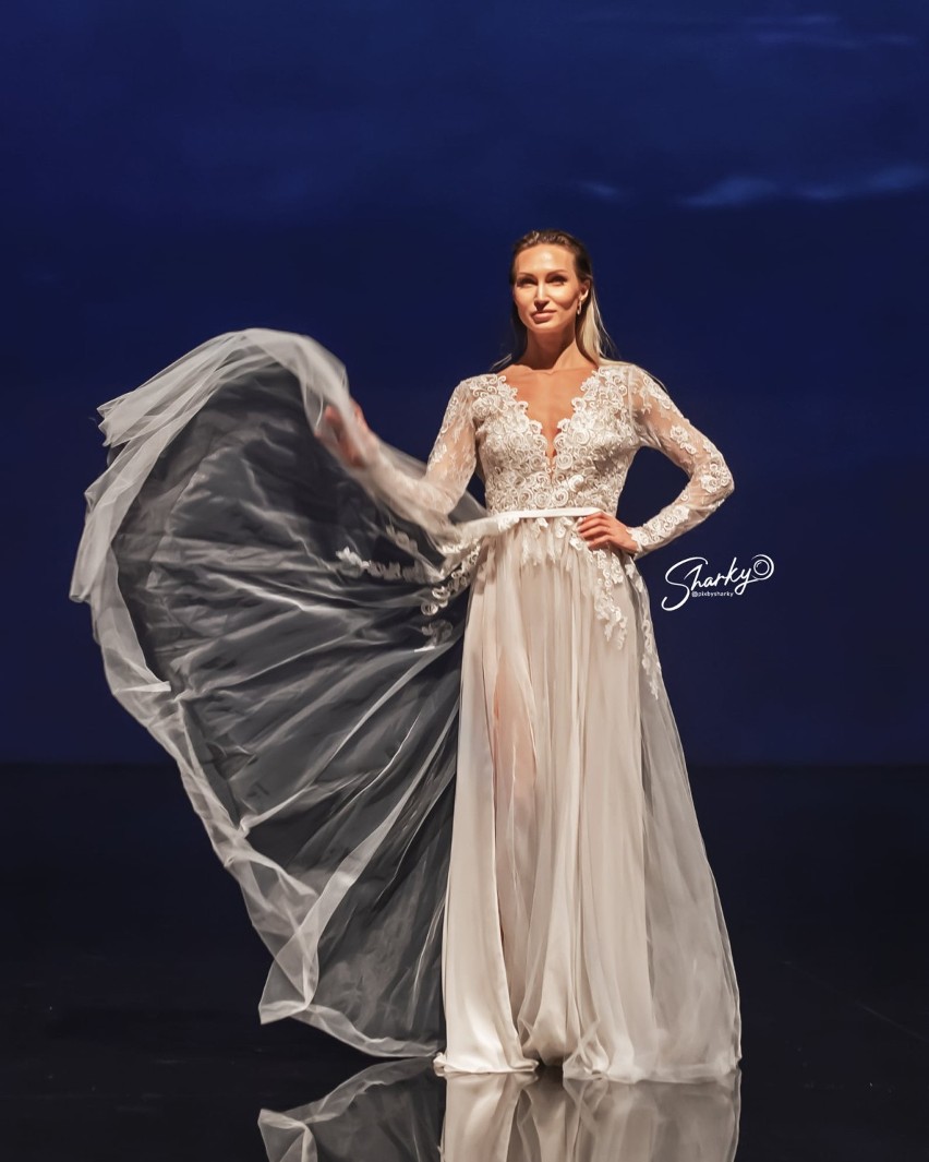 Diana Walkiewicz olśniła swoimi projektami publiczność pokazów mody w Dubaju. Zobacz niesamowite suknie ślubne radomskiej projektantki