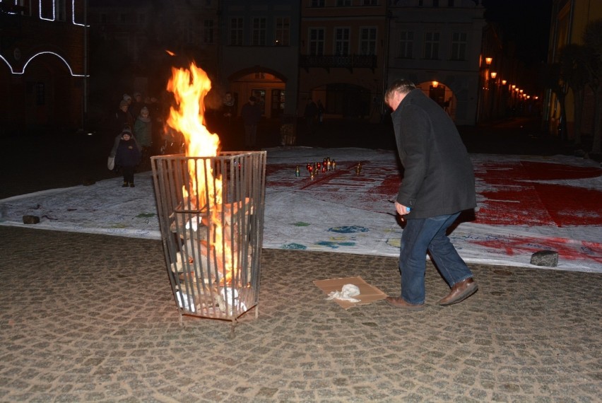 W Gniewie uczczono pamięć zamordowanego prezydenta Gdańska Pawła Adamowicza [ZDJĘCIA]