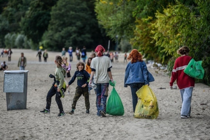 Zapraszamy na akcję sprzątania plaży w Gdyni Orłowie