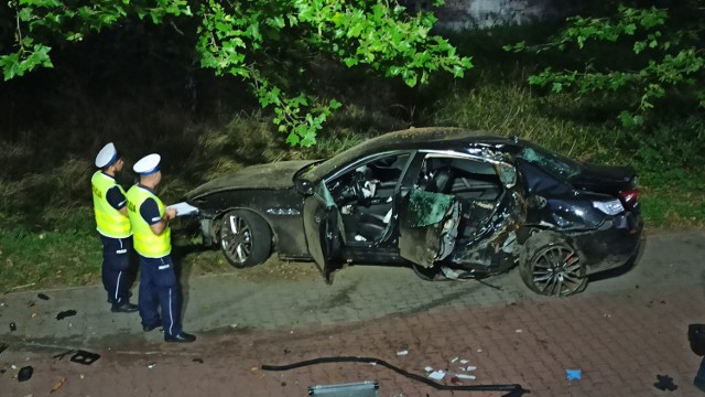 Wypadek z udziałem luksusowego maserati w Kaliszu