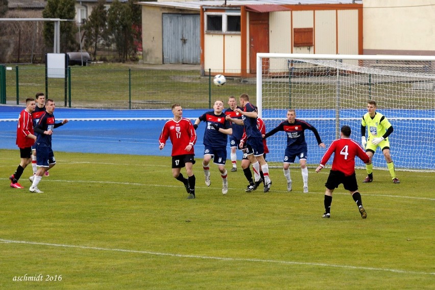 18. kolejka 5 ligi Szubinianka Szubin - Zdrój Ciechocinek 3:3 [zdjęcia]