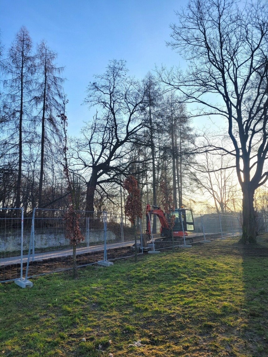 Kraków. W Bronowicach powstaje park przy forcie "Za Rzeką". Trwają już prace w terenie