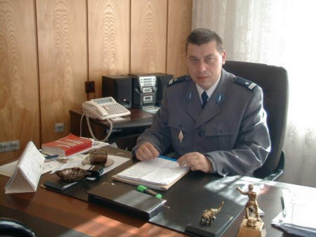 Janusz Gierszewski, komendant KPP w Chojnicach.