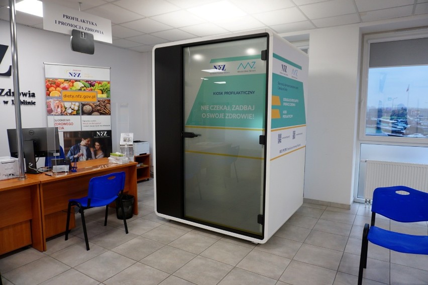 Kiosk profilaktyczny w lubelskim oddziale NFZ. Można sprawdzić skład ciała i wybrać odpowiednią dietę
