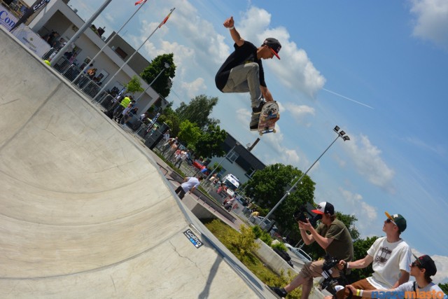 Back To The Streets 2014. Drugi dzień zawodów na Skateplazie w Lesznie. Finały, Girls Jam i Nixon Best Trick.