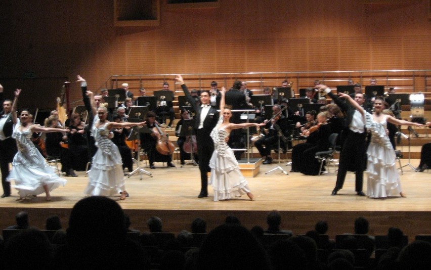 Strauss Festival Ballet Ensemble spowodował, że występ był...