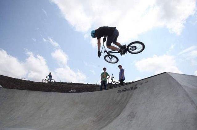 Niebawem zmiany czekają także nowy, betonowy skatepark na Malince.