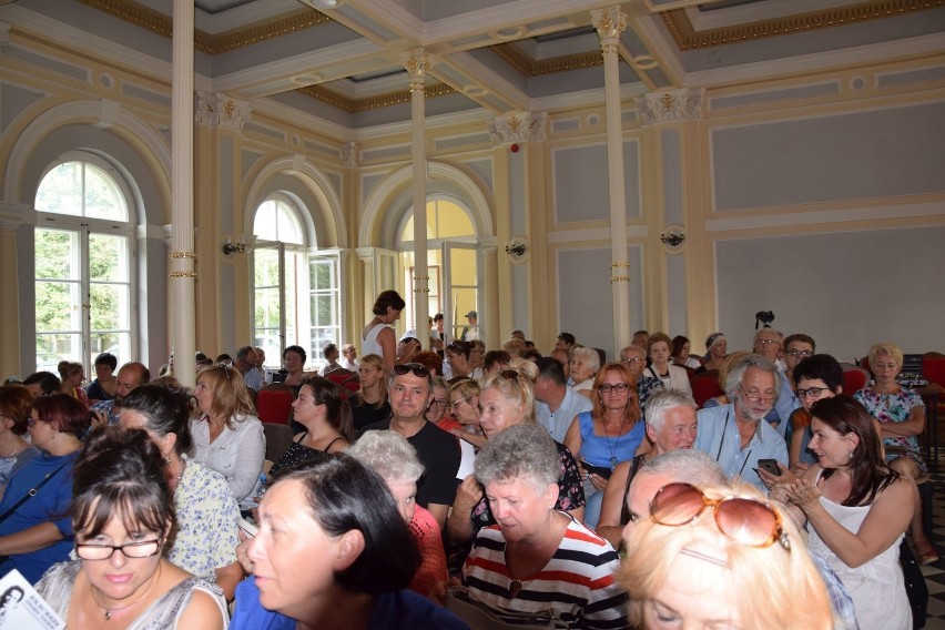 Sala kolumnowa zabytkowego dworca w Aleksandrowie Kujawskim otrzymała imię Edwarda Stachury