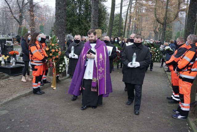 Pogrzeb sieradzkiego lekarza Andrzeja Wiśniewskiego, ktÓry zmarł na covid