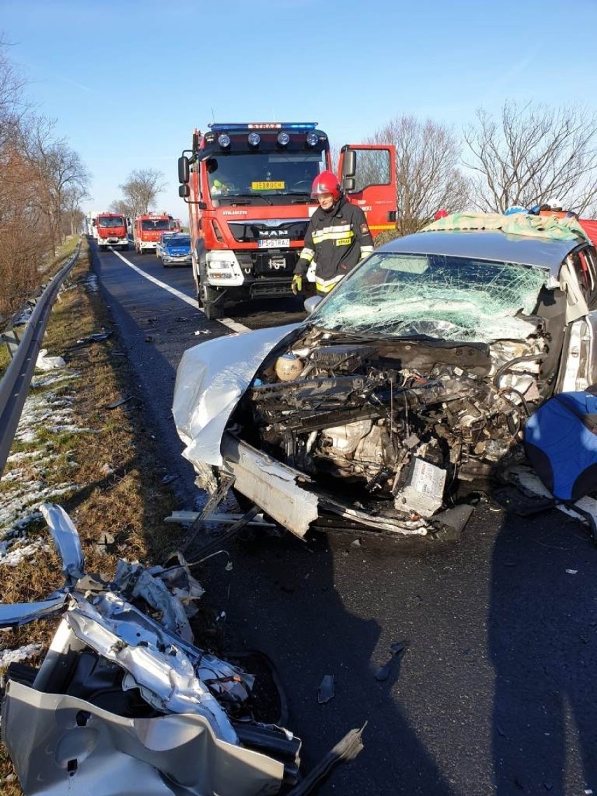 Gm. Kaźmierz. Tragiczny wypadek w Gaju Wielkim. Nie żyje jedna osoba [NOWE ZDJĘCIA]