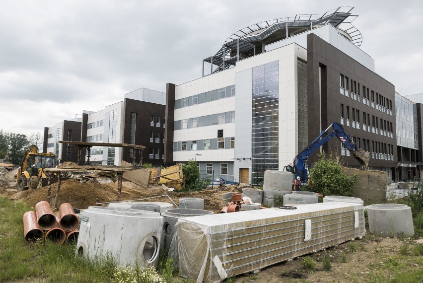 Szpital Południowy, Warszawa. Oddanie inwestycji opóźnione. Pierwsi pacjencji zostaną przyjęci najwcześniej w 2021 roku