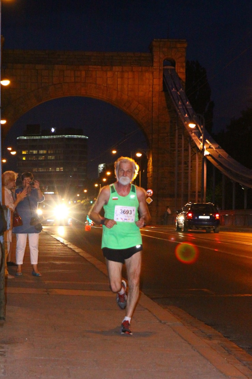 Nieoficjalny Nocny Wrocław Półmaraton 2013