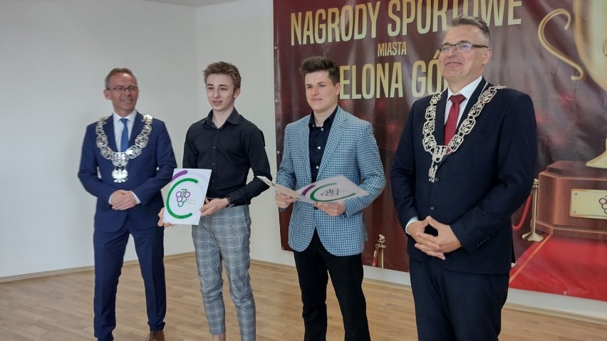 Wręczenie nagród sportowcom za 2021 r.