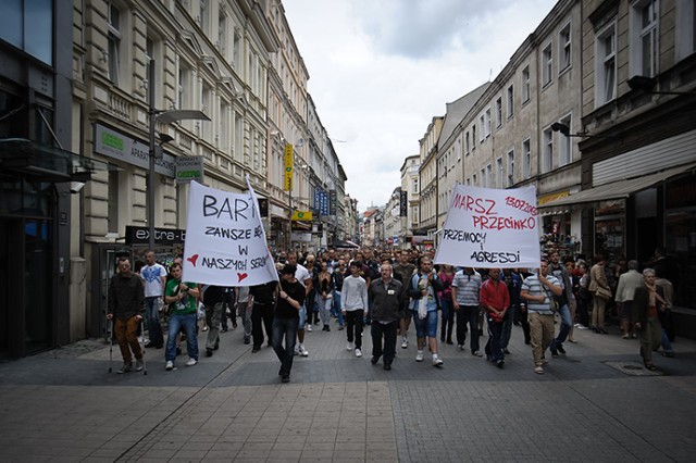 13 lipca w samo południe ul. Półwiejską przeszedł Marsz pamięci ...