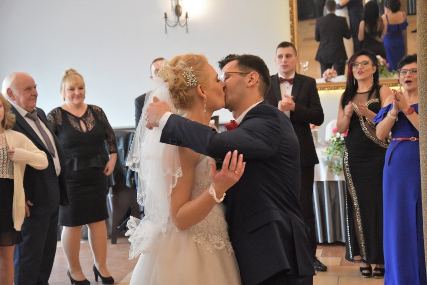 Aneta z programu "Rolnik szuka żony" wzięła ślub w Lyskach! Wielką miłość znalazła w rodzinnych stronach!