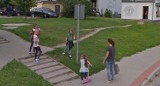 Google Street View w Pleszewie. Kogo ,,upolowały" kamery na ul. Mieszka I i w jej okolicach?