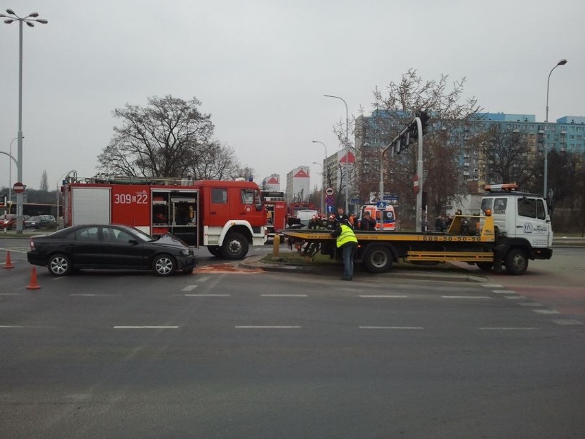 Wrocław: Zderzenie na ul. Borowskiej (ZDJĘCIA)