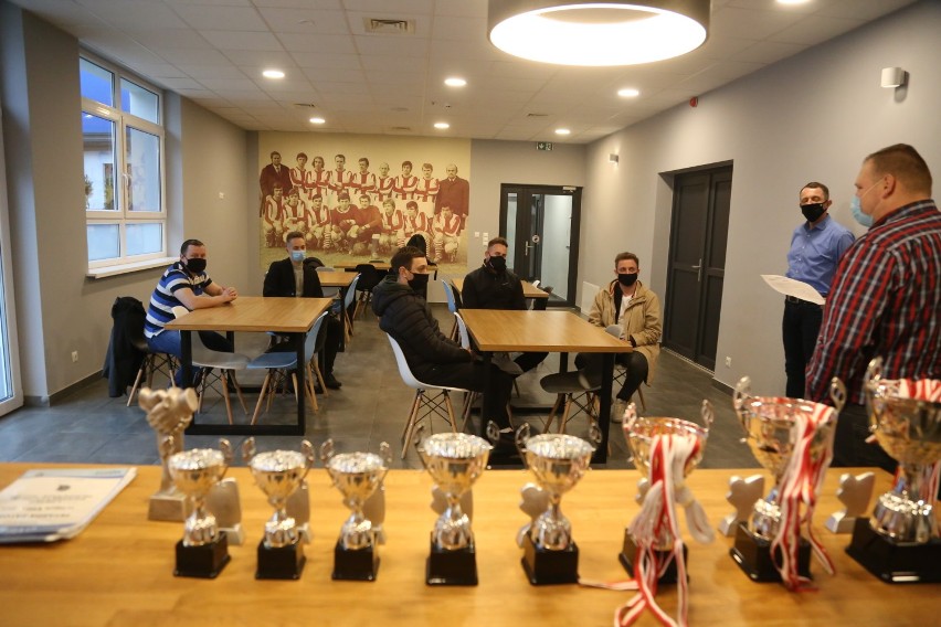 Uroczyste zakończenie rozgrywek Wolsztyńskiej Amatorskiej Ligi Piłki Nożnej Halowej
