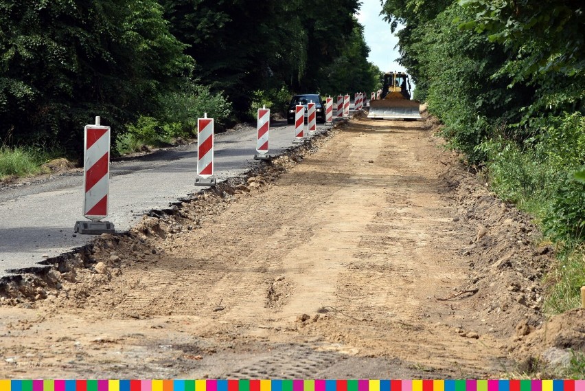 Ruszyły prace na drodze Wizna - Jedwabne. Będą utrudnienia w ruchu